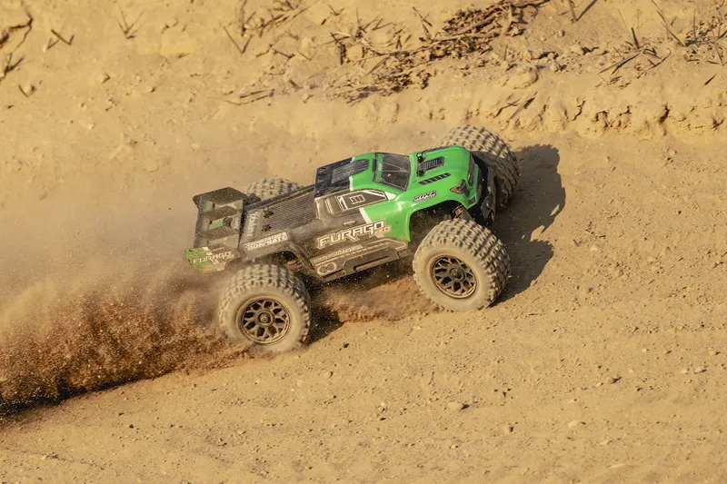 Team Corally - FURAGO XD Brushed 2S Battery and Charger Incl Green - Afbeelding 4