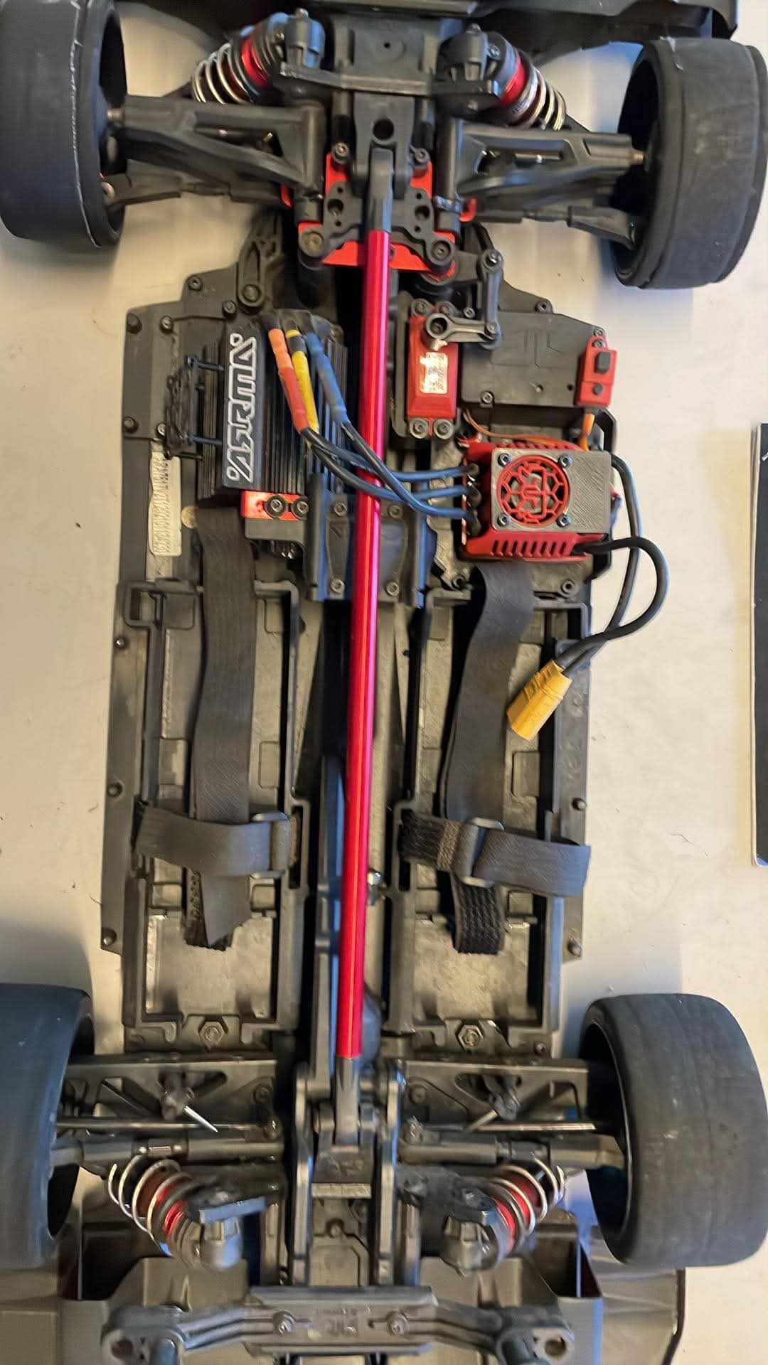 Arrma Infraction FELONY 4wd 1:8 racer Gebruikt - Afbeelding 4