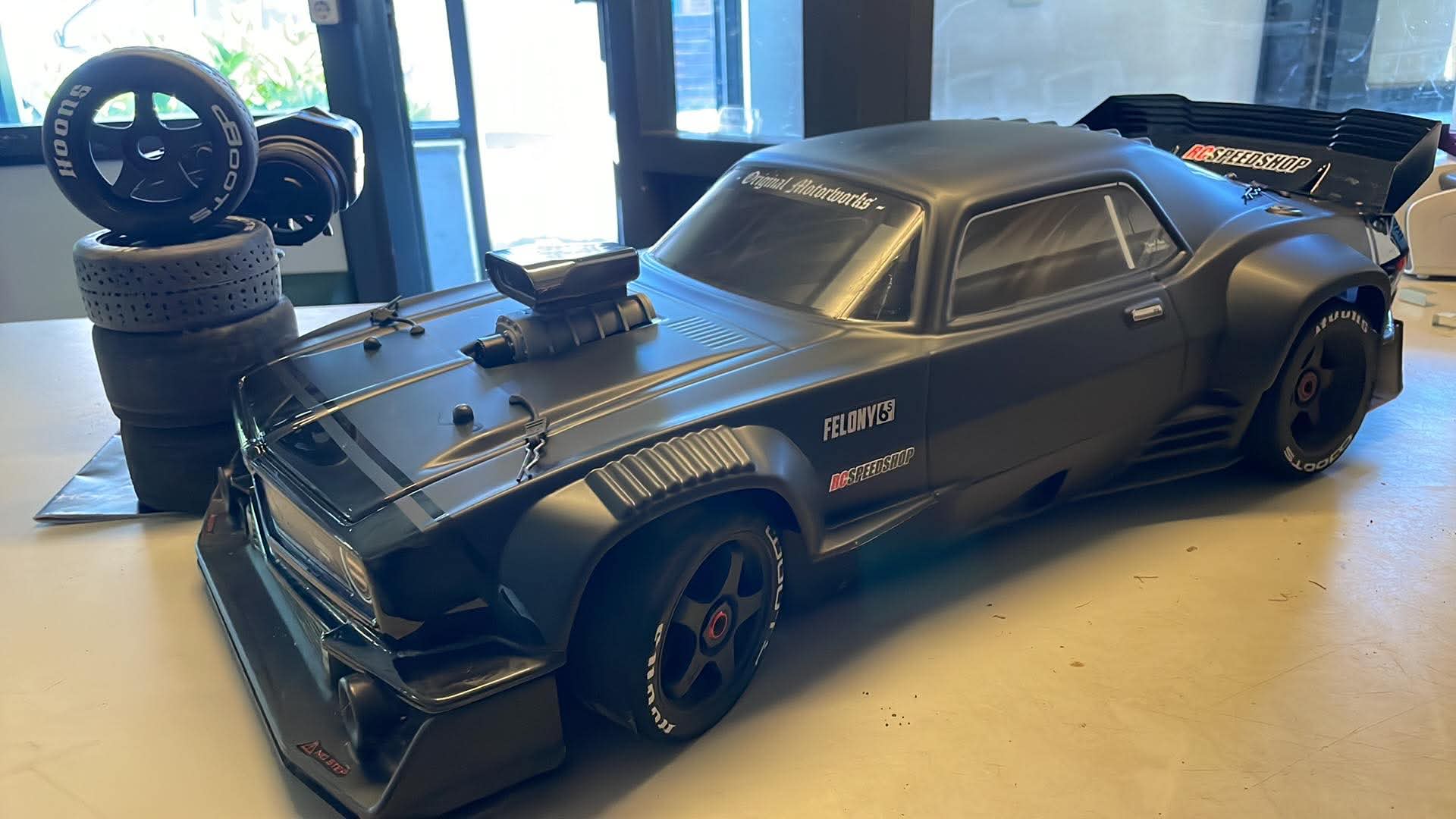 Arrma Infraction FELONY 4wd 1:8 racer Gebruikt